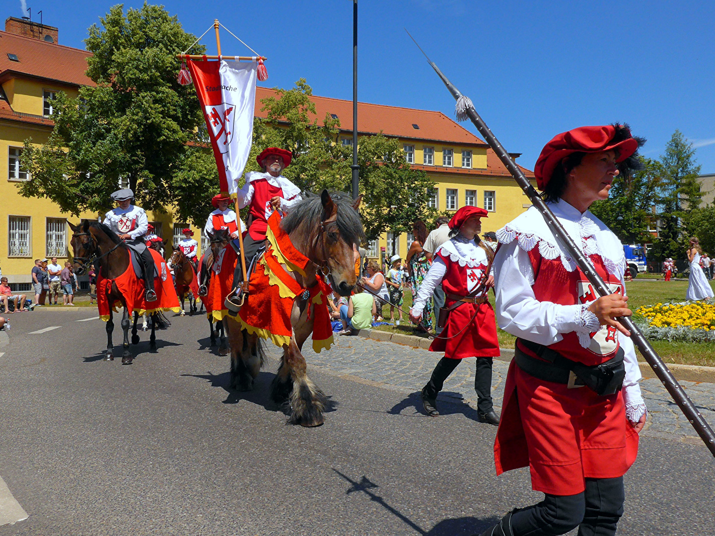 Stadtfest Umzug, Kirschfest in Naumburg (1)