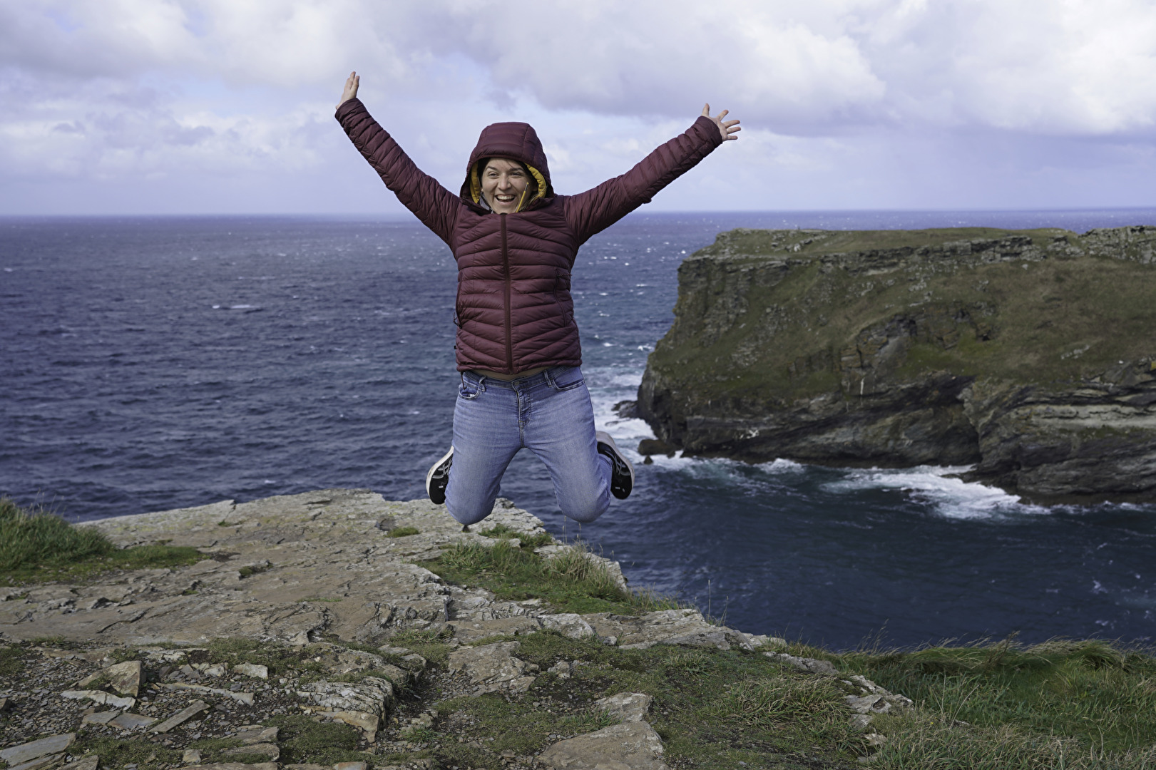 Freudensprung am Atlantik