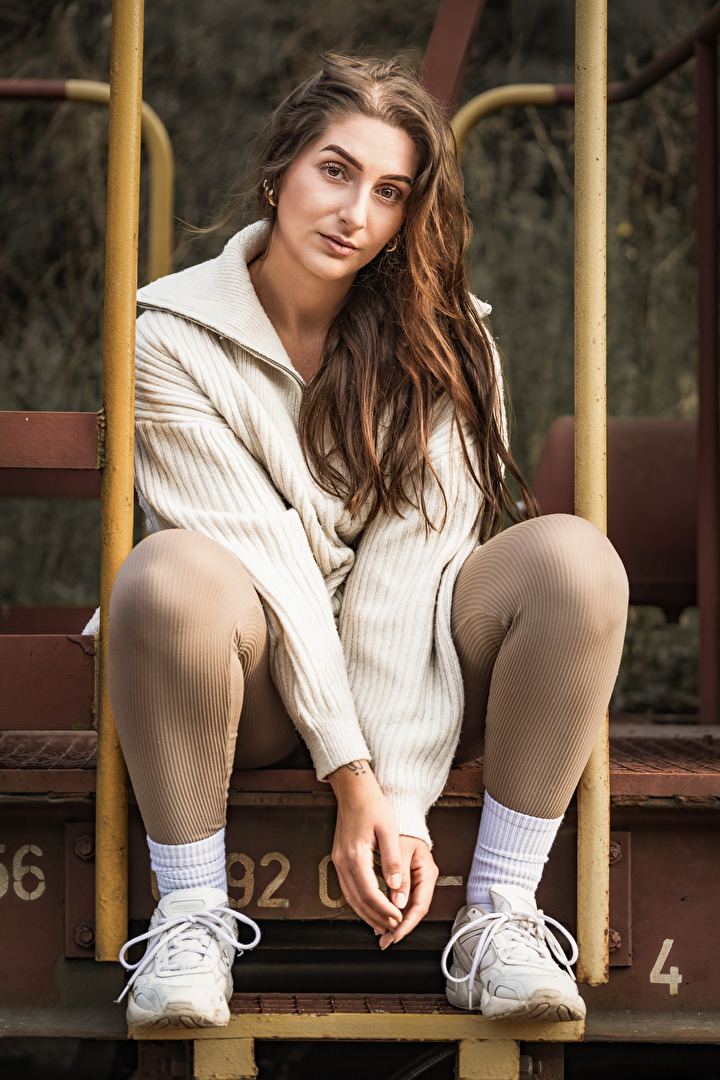 Jasmine auf dem Güterwaggon