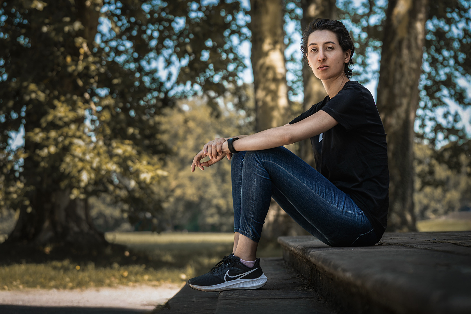 Laura im Park III
