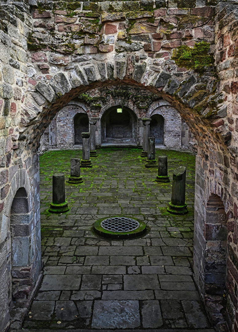 Stiftsruine Bad Hersfeld im Inneren