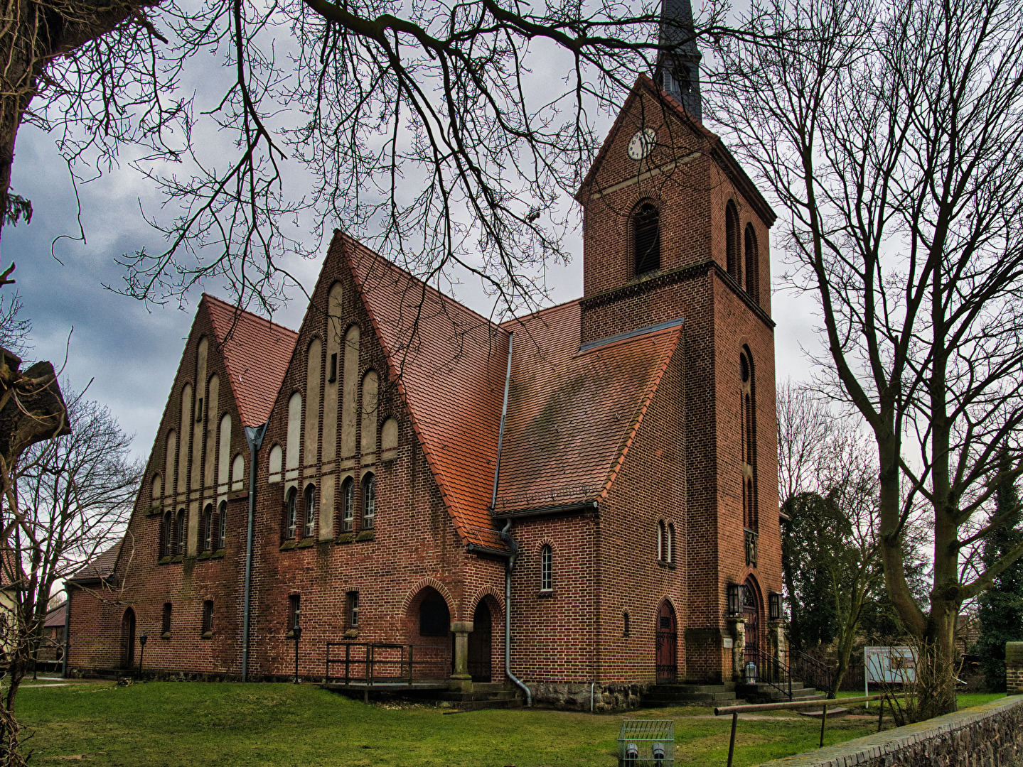 Sakralbauten (Kirchen etc.)