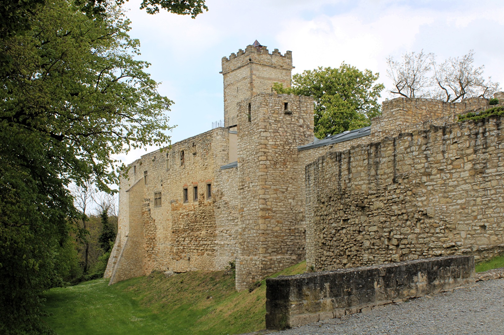 Der Bergfried der Eckartsburg