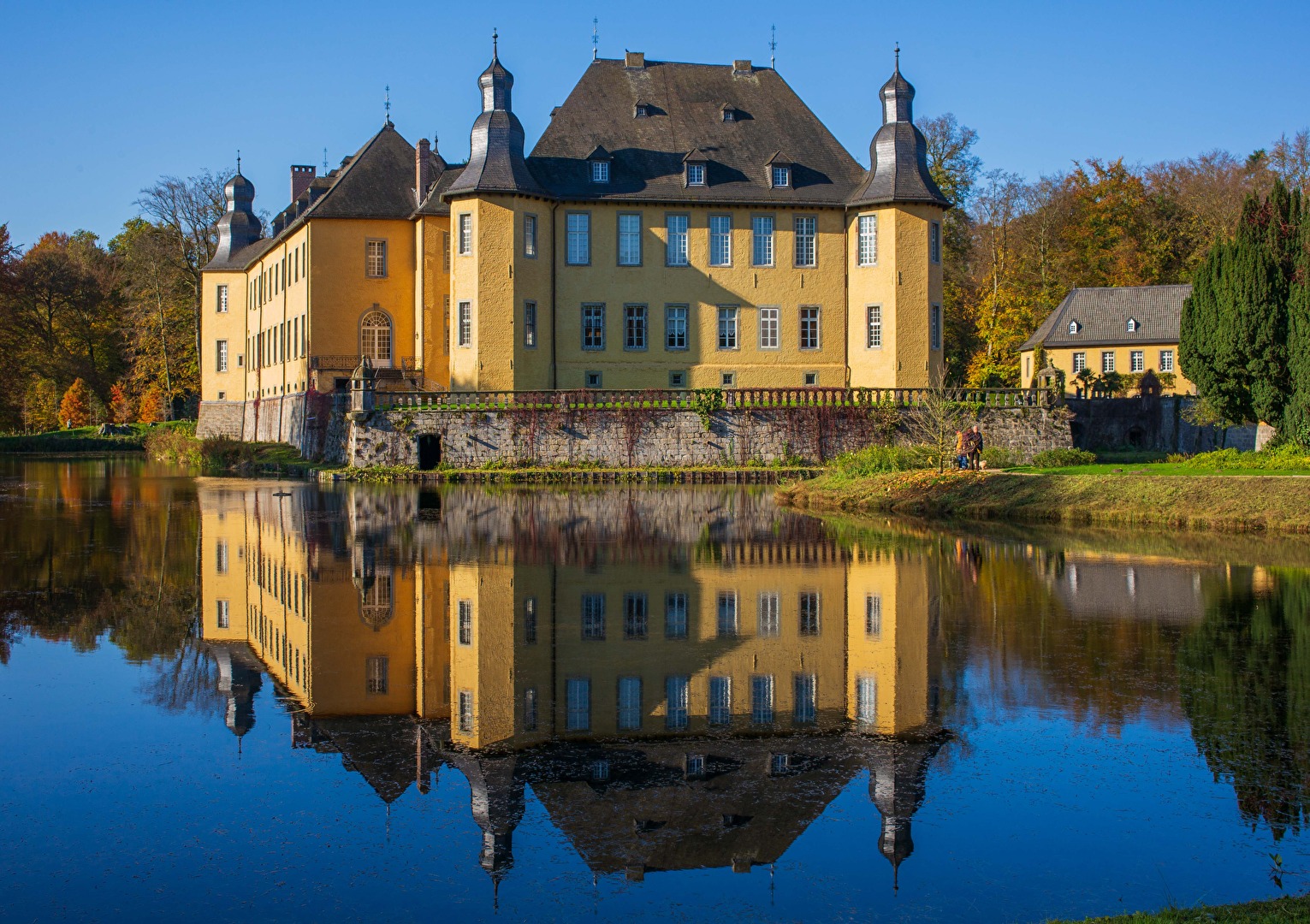Schloss Dyck im Rhein Kreis Neuss