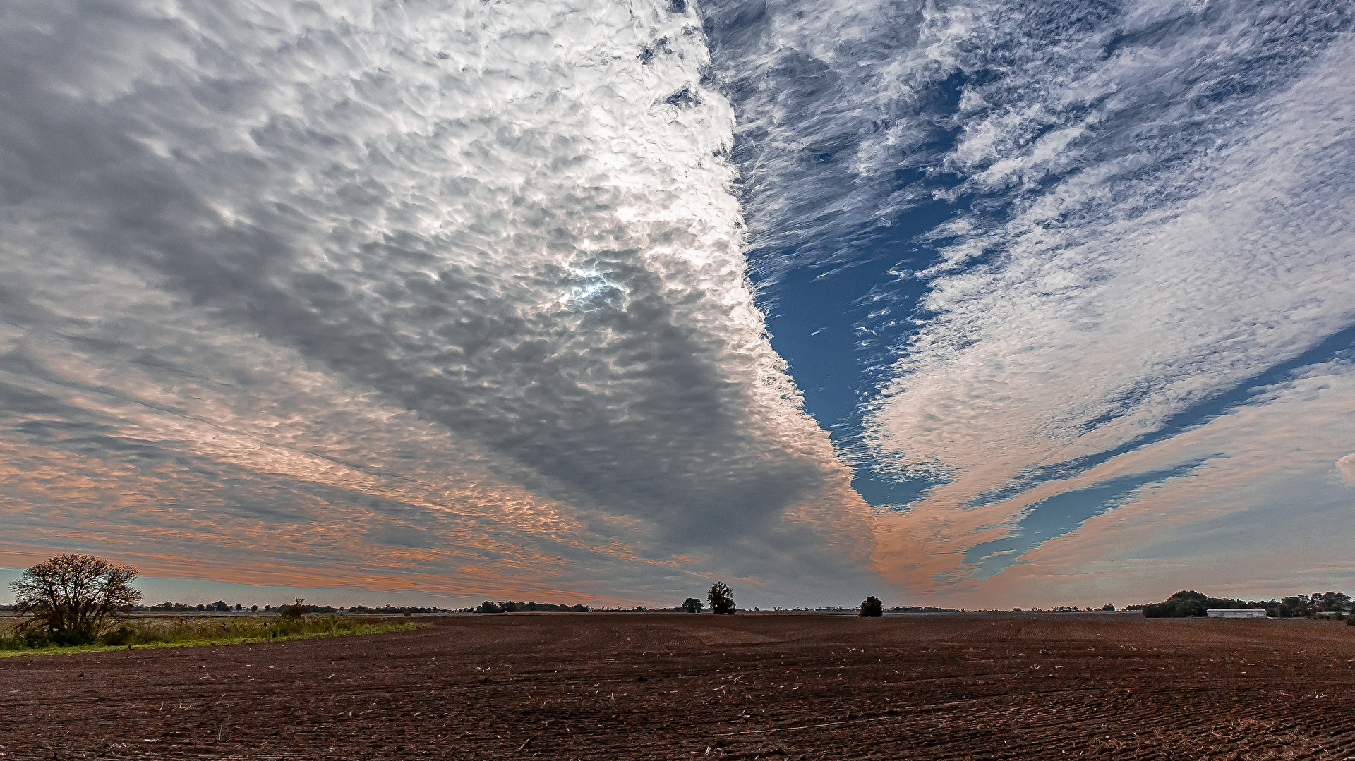 Weites Land oder Blick in die Tiefe . . .