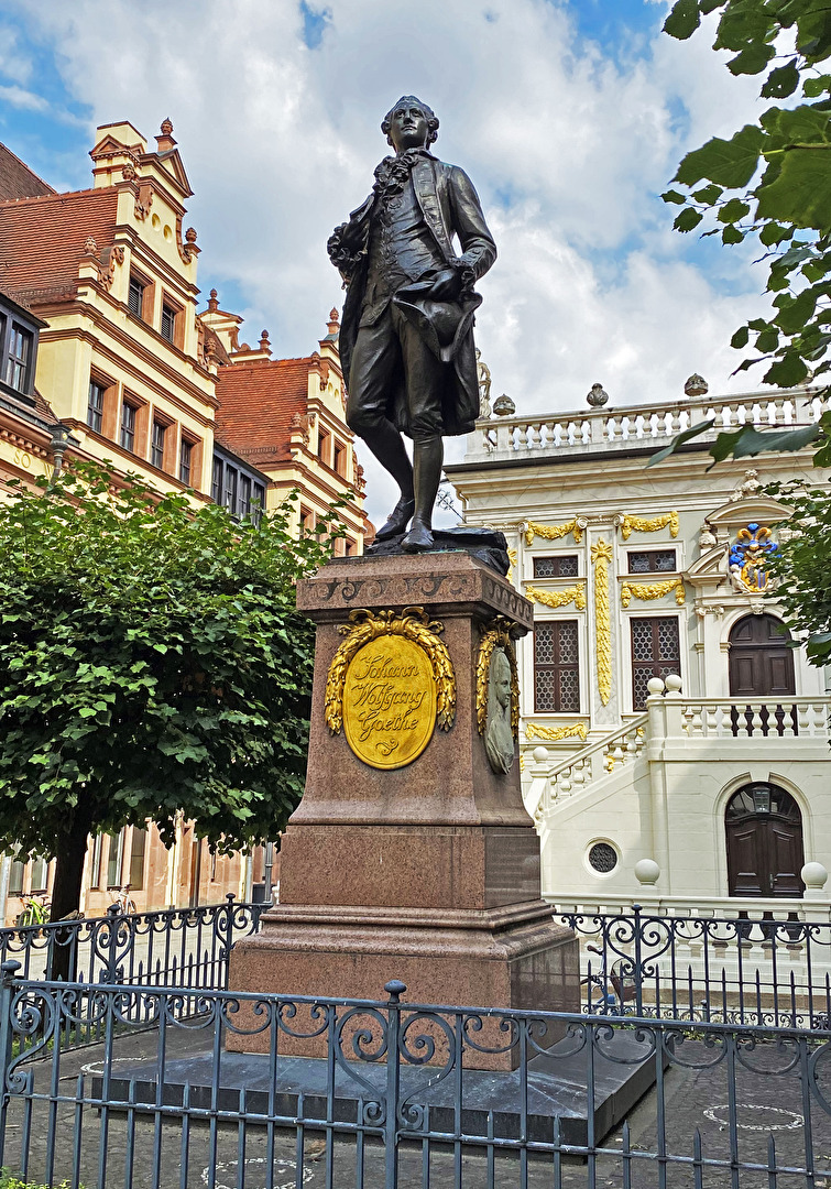 Goethe-Statue vor der Alten Börse (Leipzig)