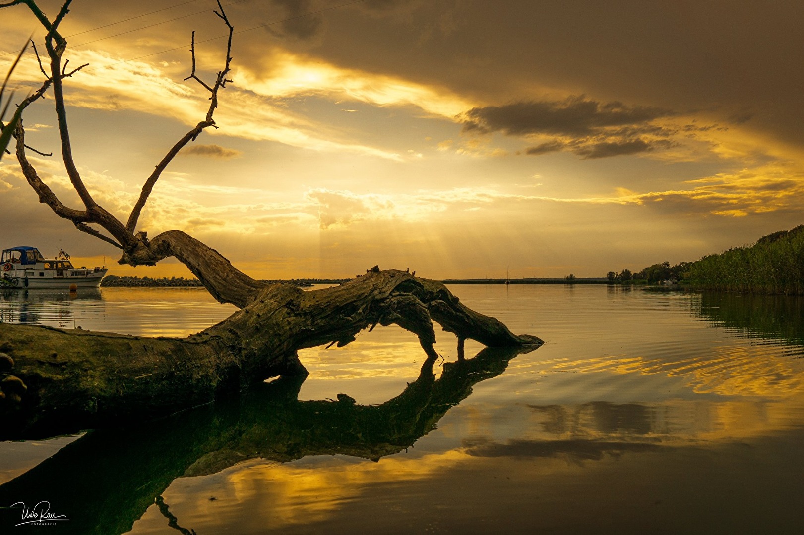 Idylle am Hafen von Karnin