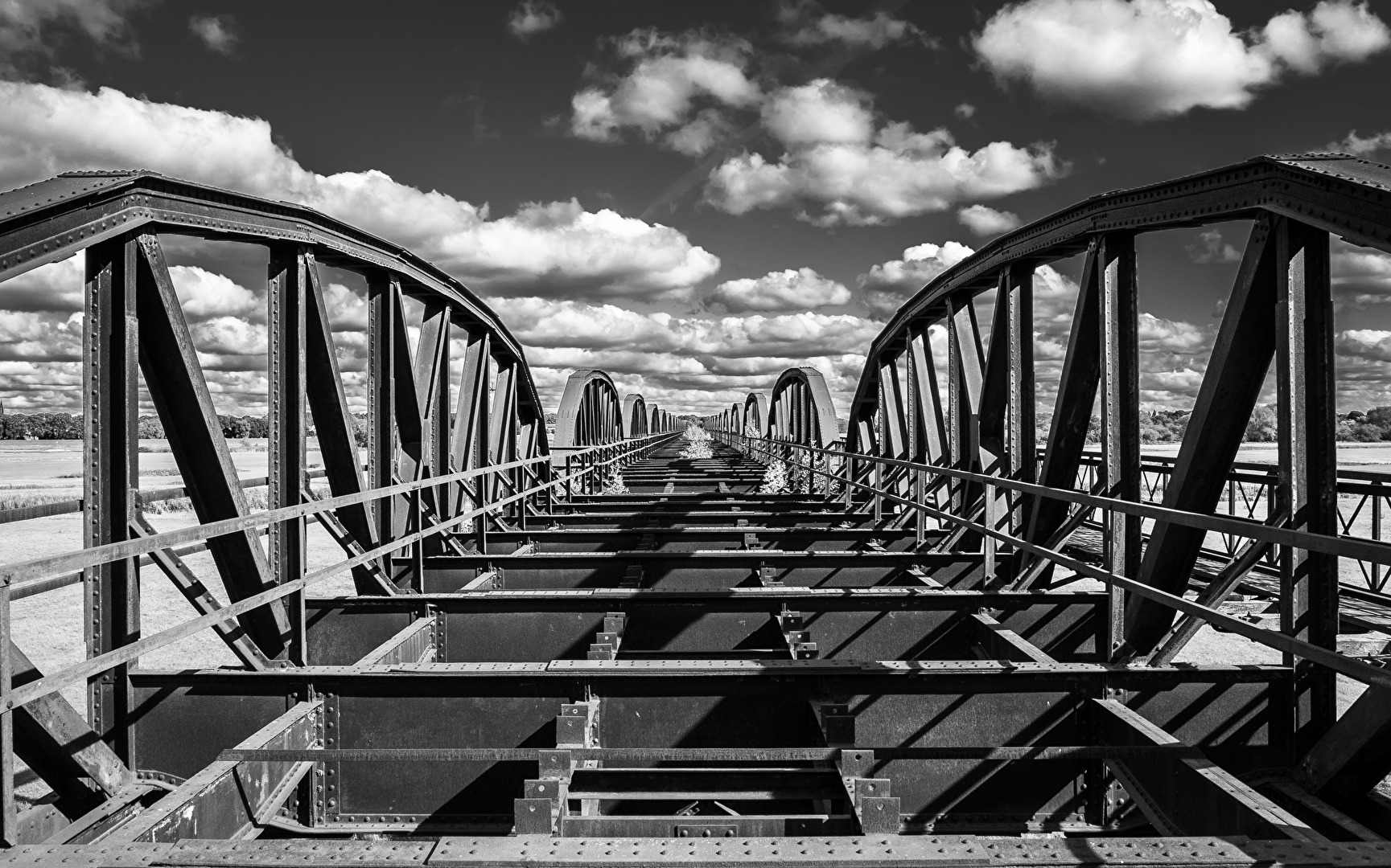 Alte Eisenbahnbrücke bei Dömitz