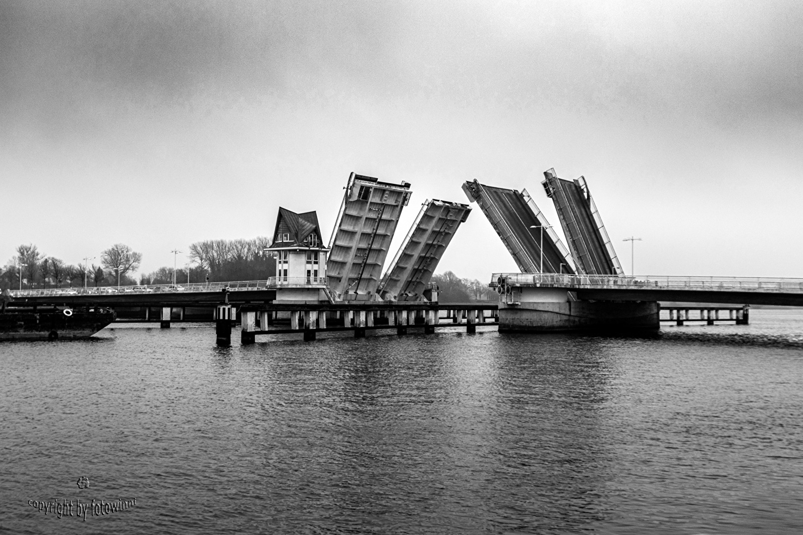Kappeln - Hafeneinfahrt - Klappbrücke über die Schlei