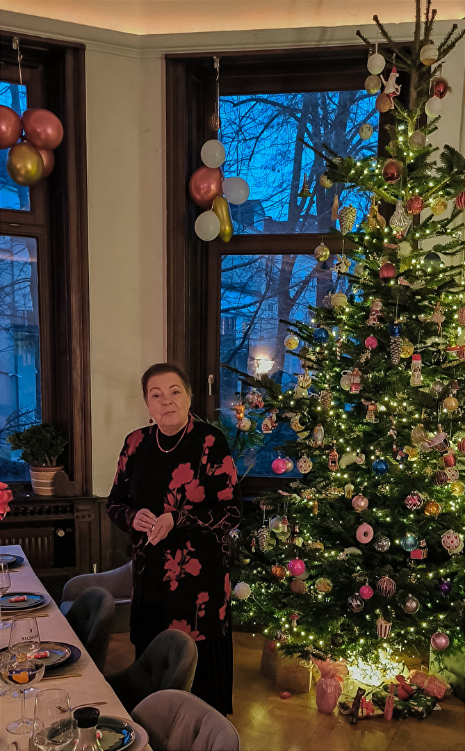 Weihnachten Tagesthema beimeinemBruder MeineMutter FroheWeihnachtenallen