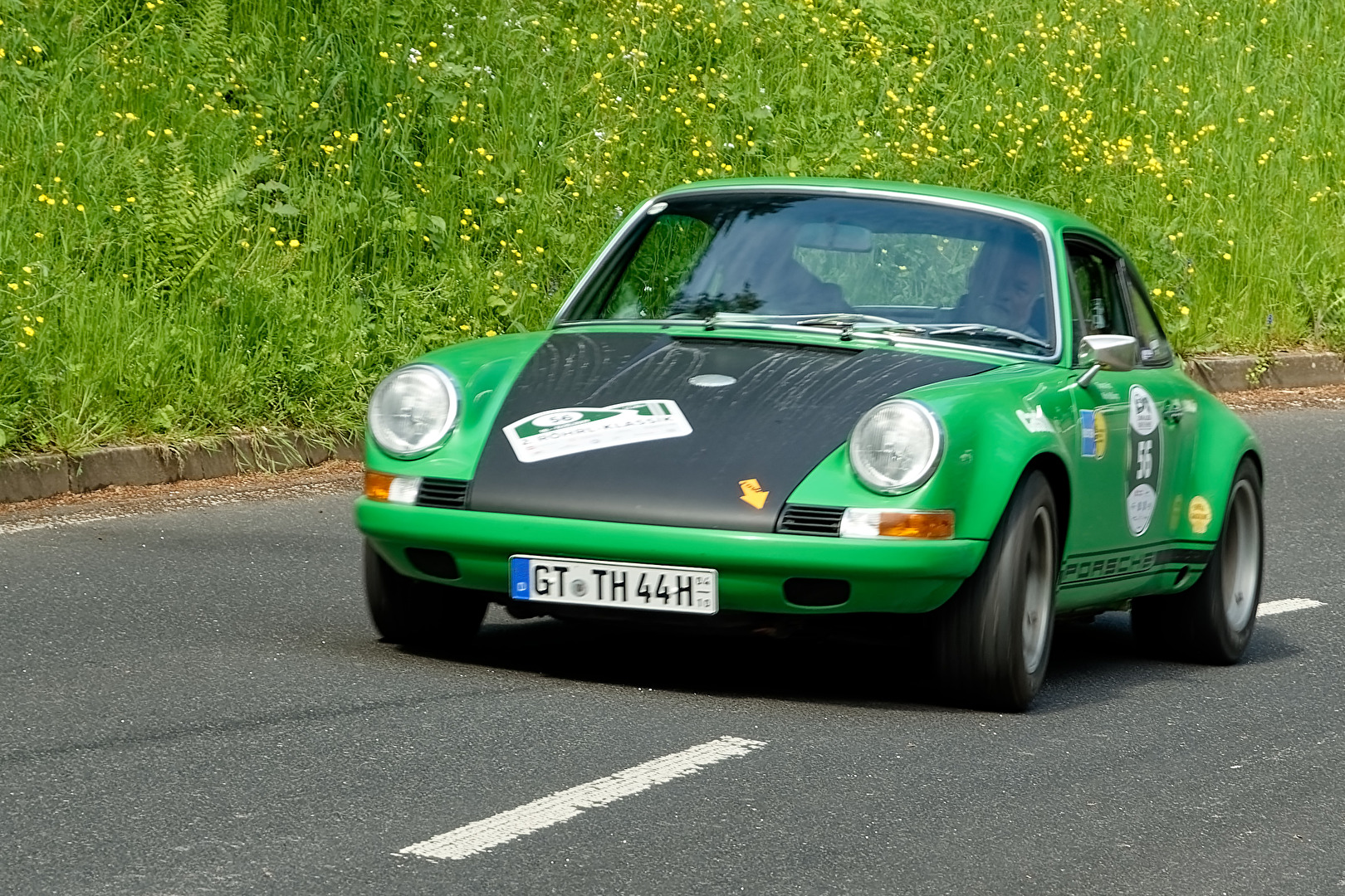 Porsche 911 Coupe  ( 1987 )