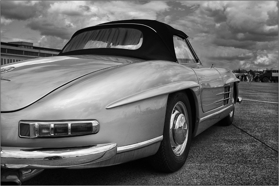 Mercedes Benz 300 SL Cabrio