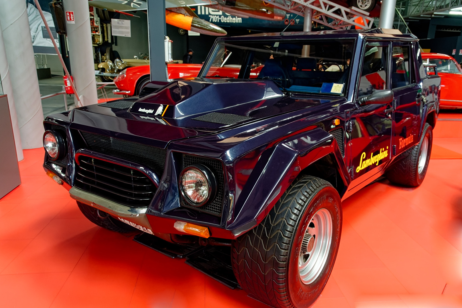 Lamborghini LM 002