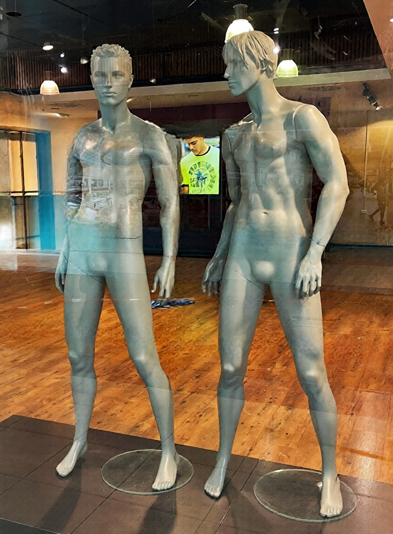 I also wanted to take nude photos once...