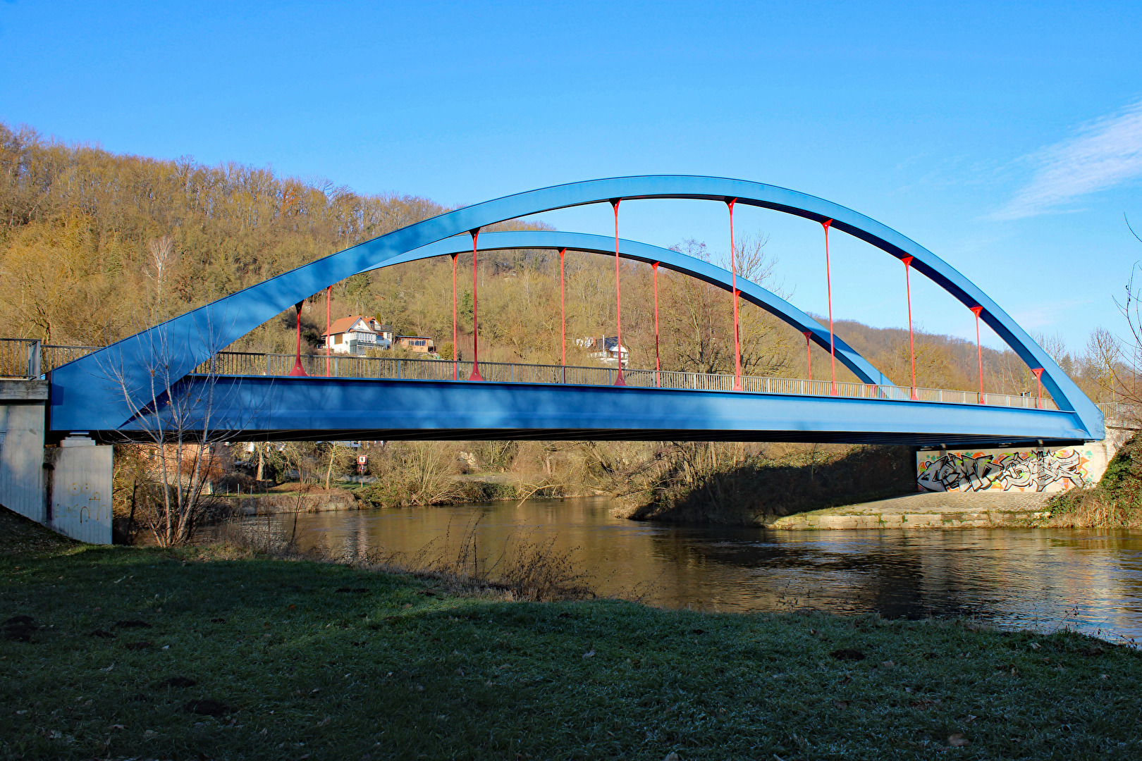 Brücke über die Saale