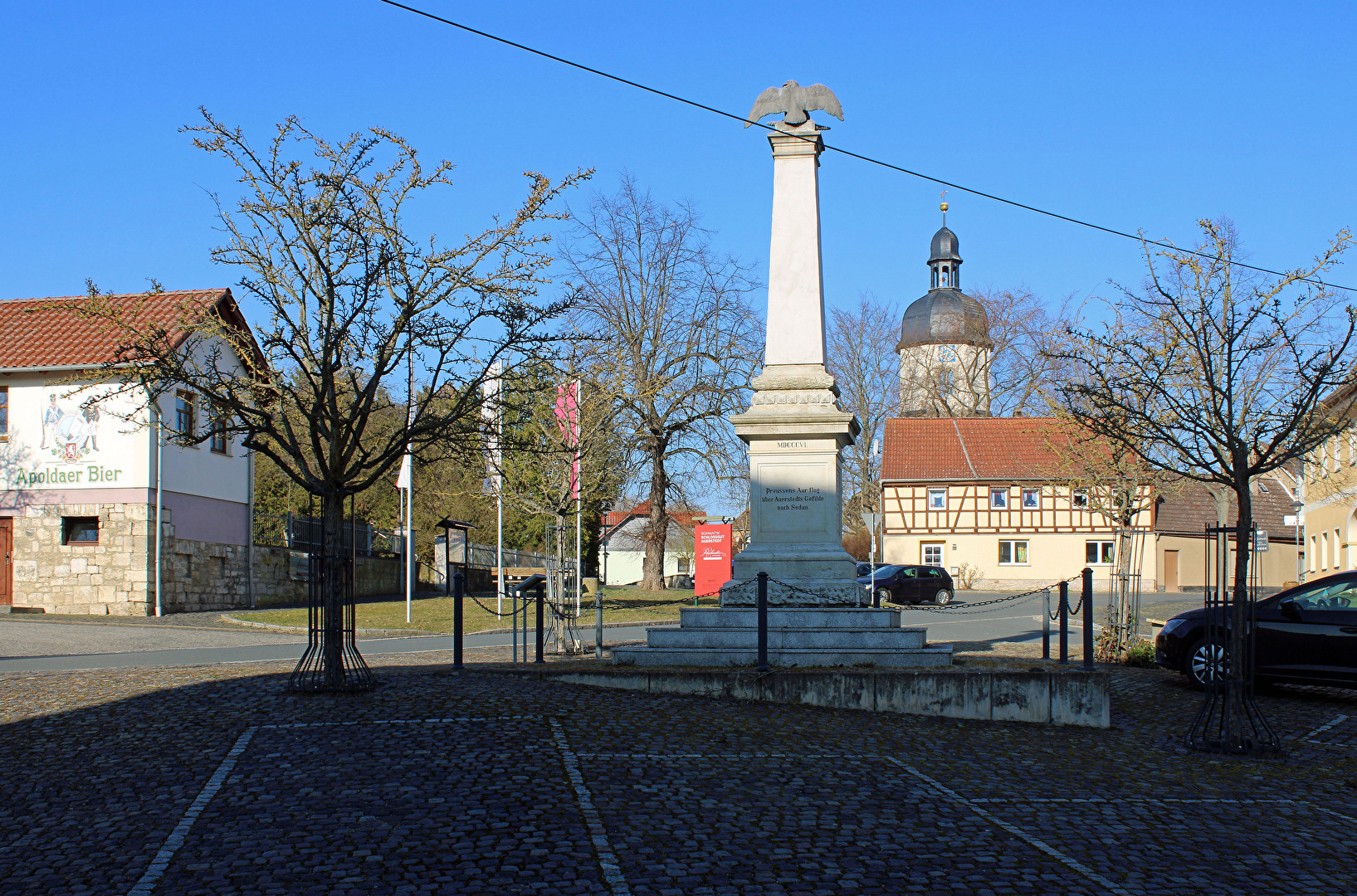 Sieges- und Opfersäule