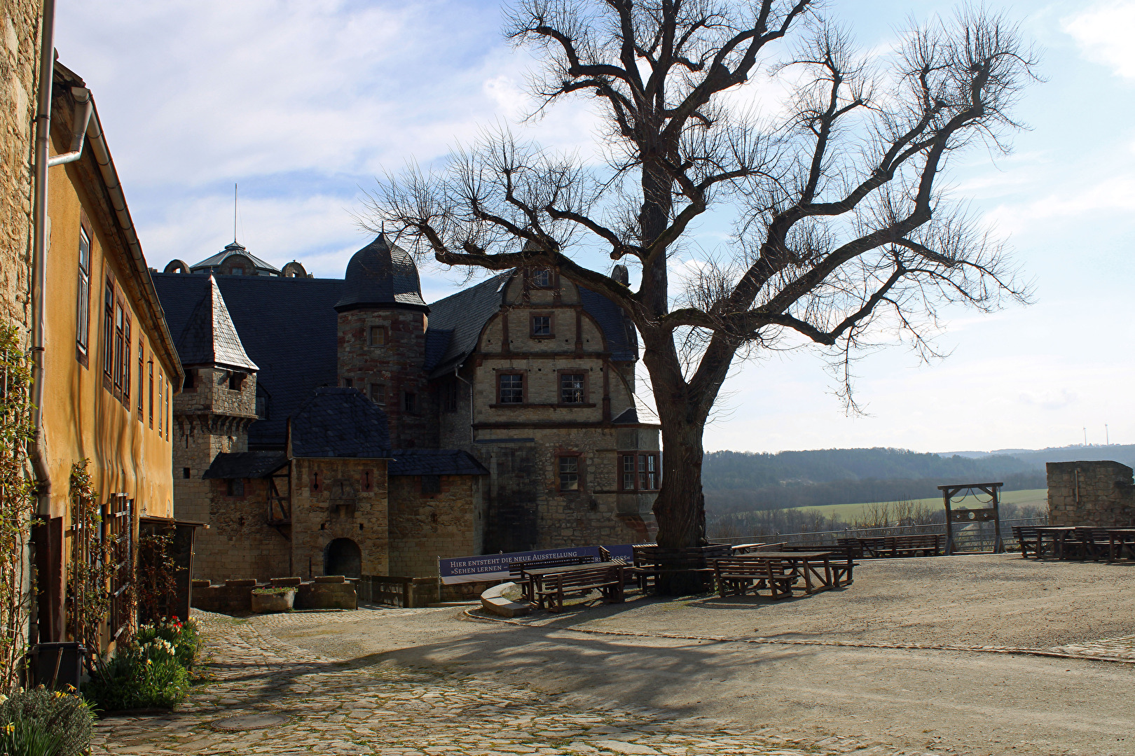 Vorhof vom Oberschloss