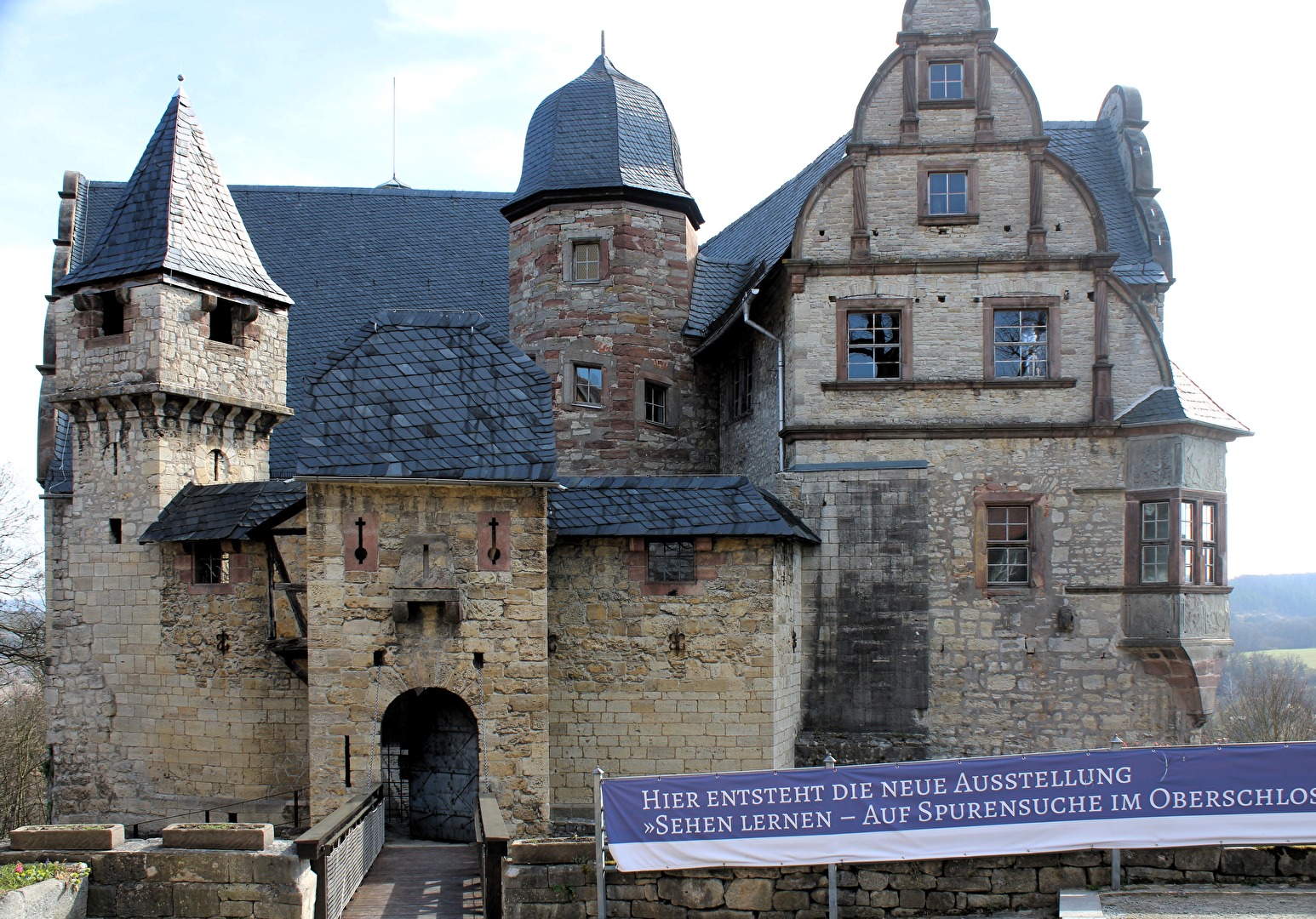 Über die Zugbrücke