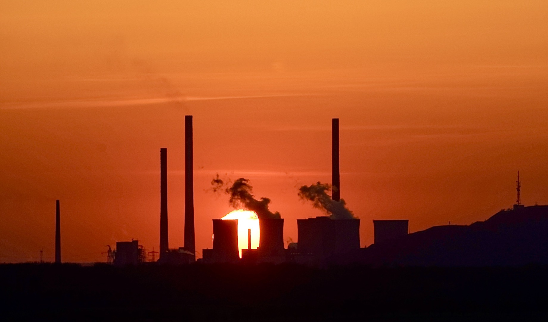 Sonnenuntergang über dem Ruhrgebiet