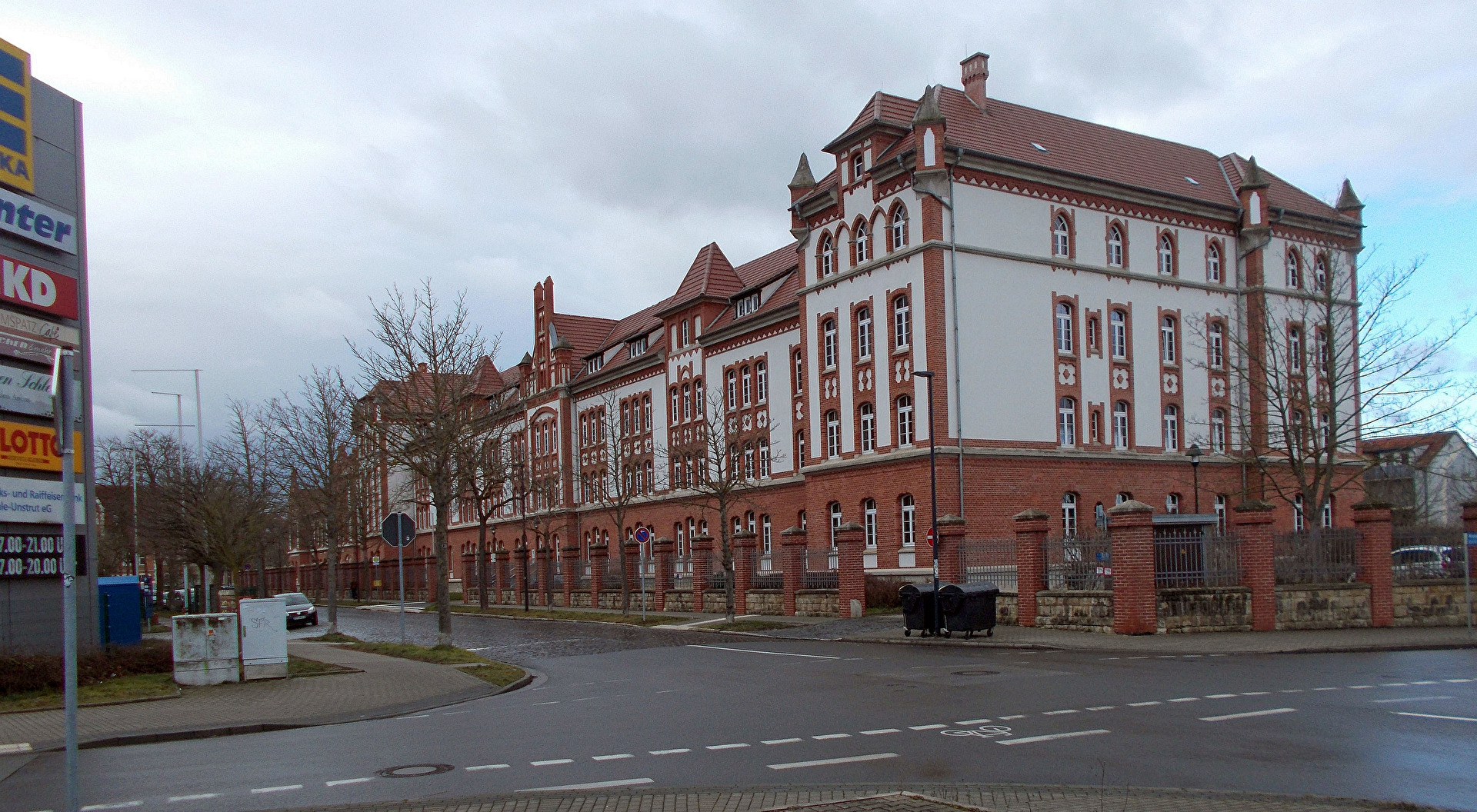 Ehemaige Kaserne des 2. Thüringischen- Feldartillerie Regiments