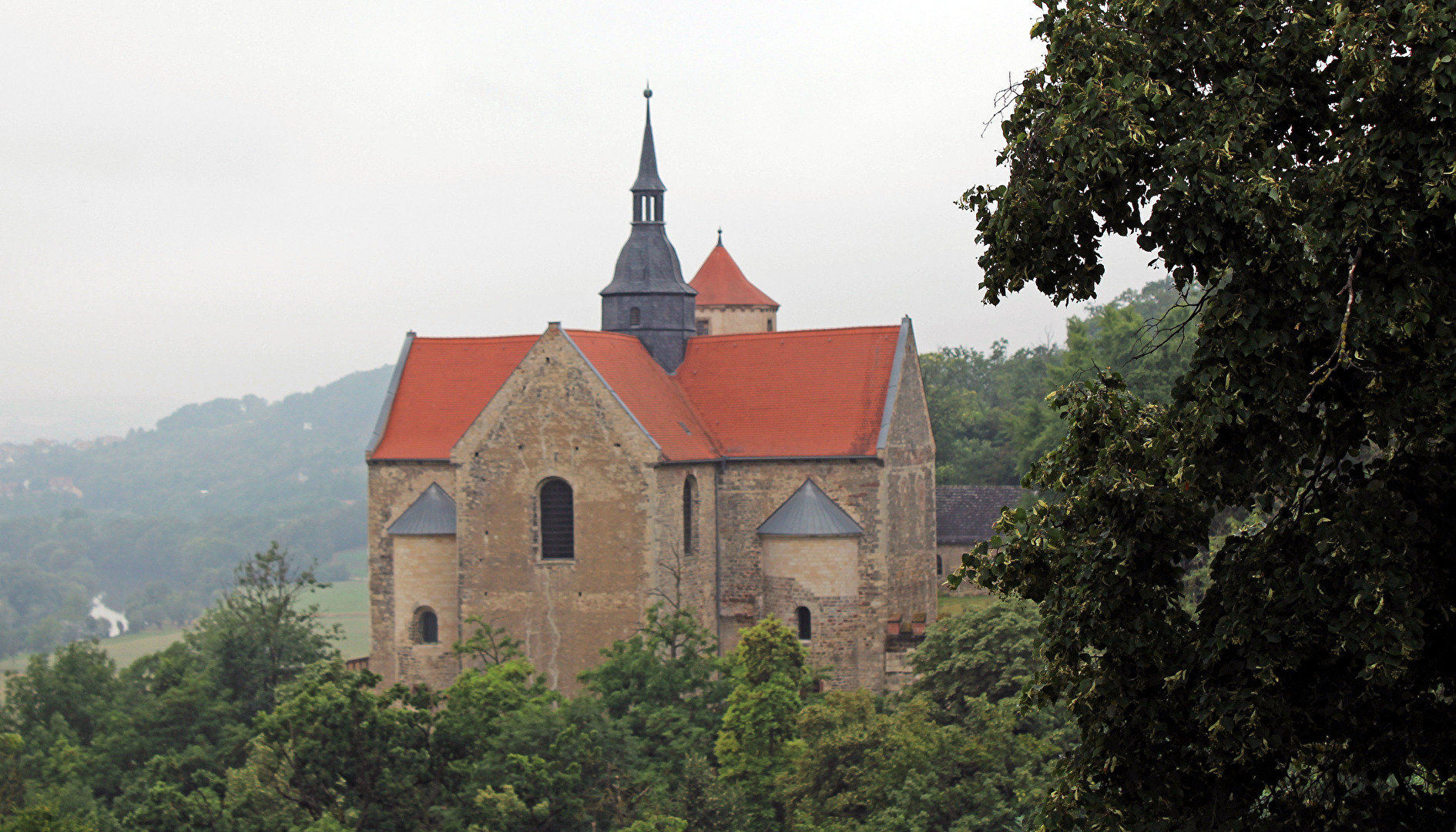 Schloss Goseck, Ostansicht