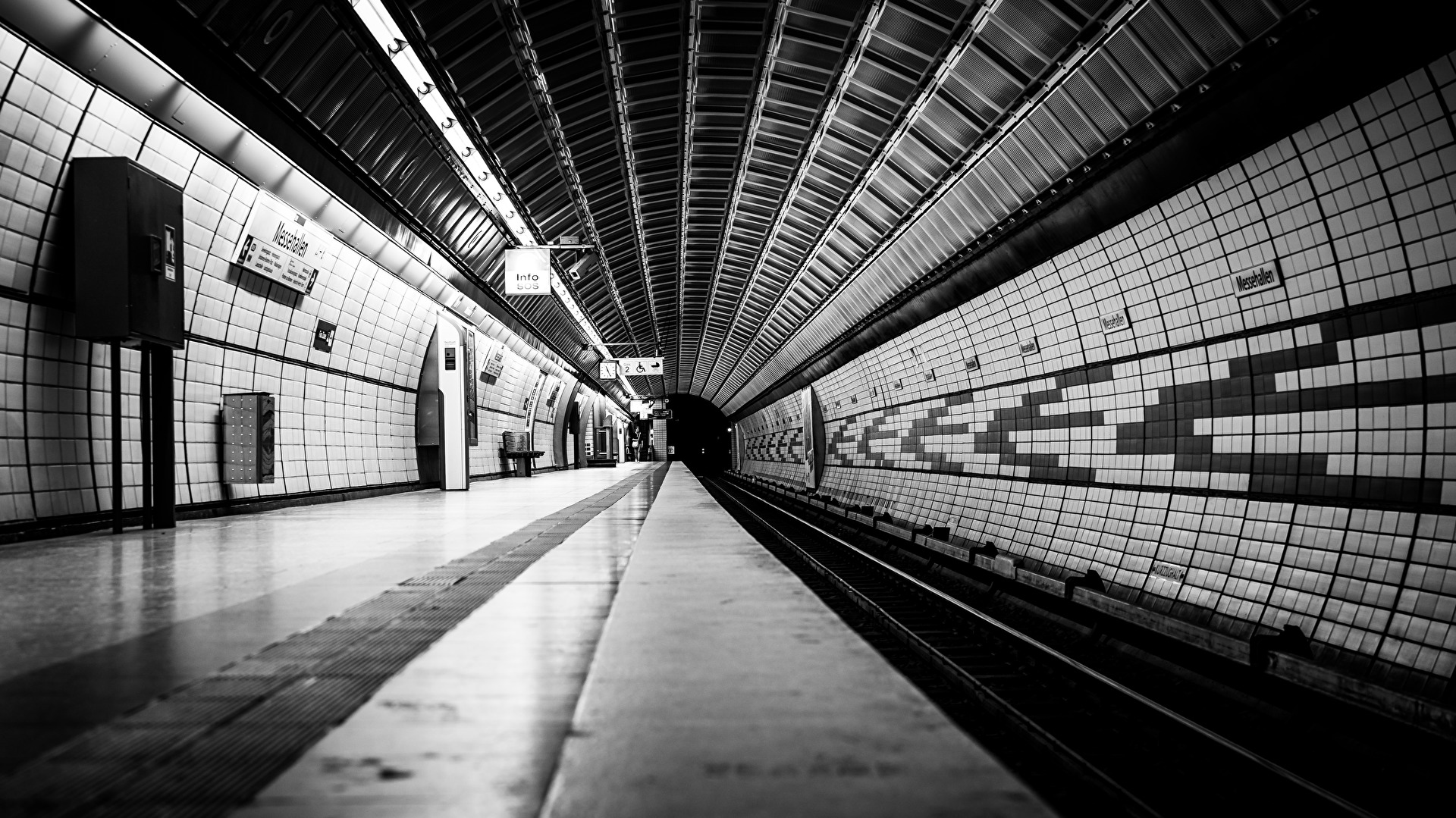 Station Messehallen