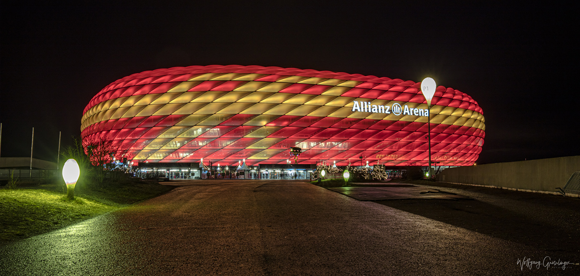 Allianz Arena München im Weihnachtslook