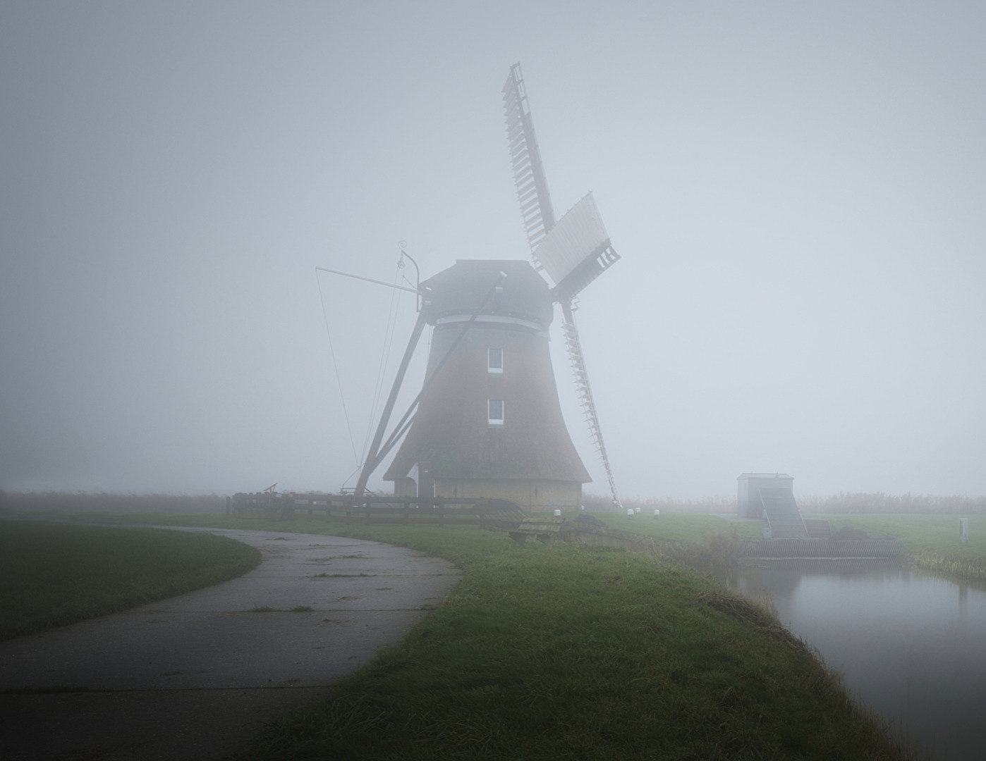 #Mühlen im Nebel