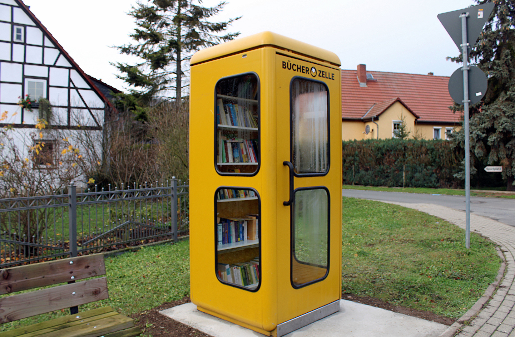 Bücher Zelle