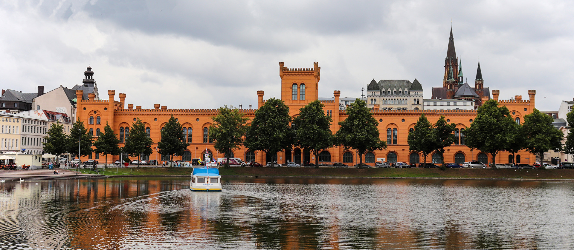 Arsenal am Pfaffenteich in Schwerin