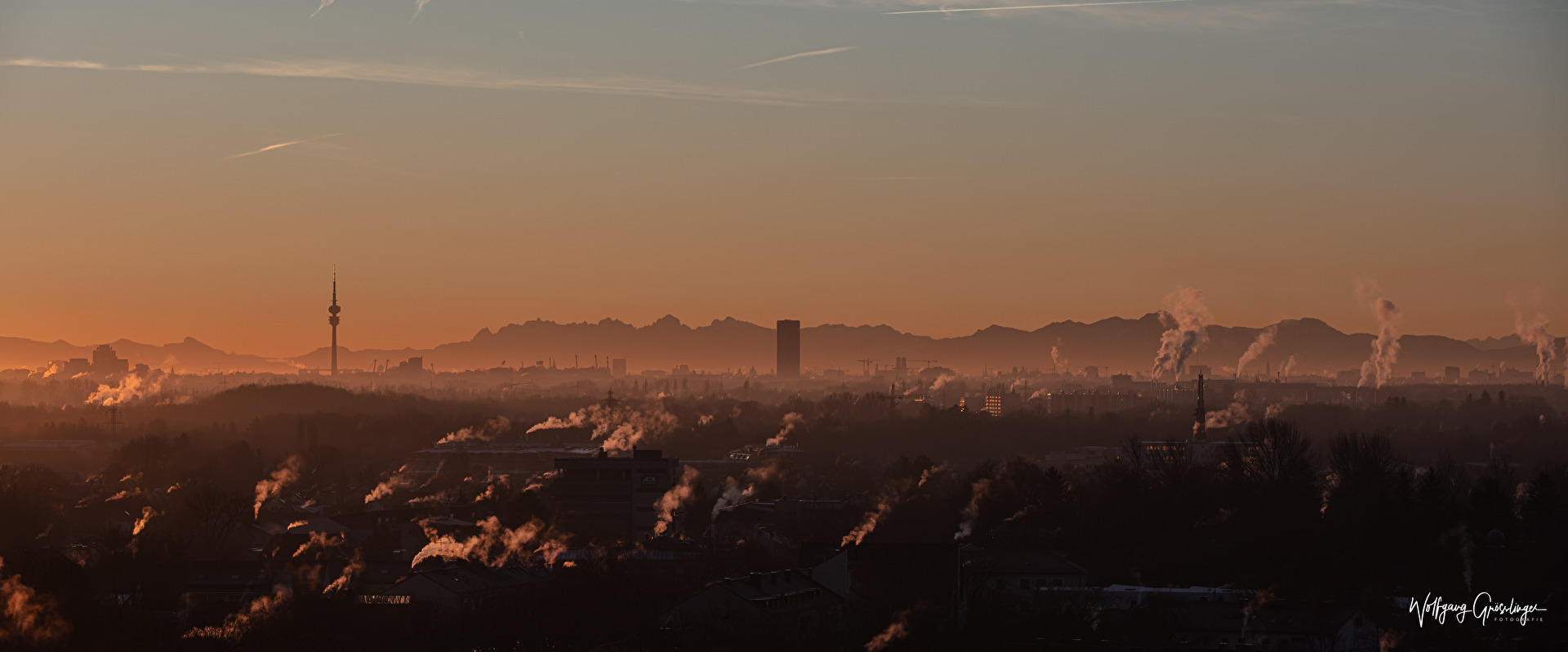 München Panorama zum Sonnenaufgang