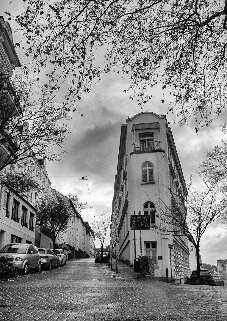 Stadtansicht Wuppertaler Nordstadt - ein sogenanntes Bügeleisenhaus