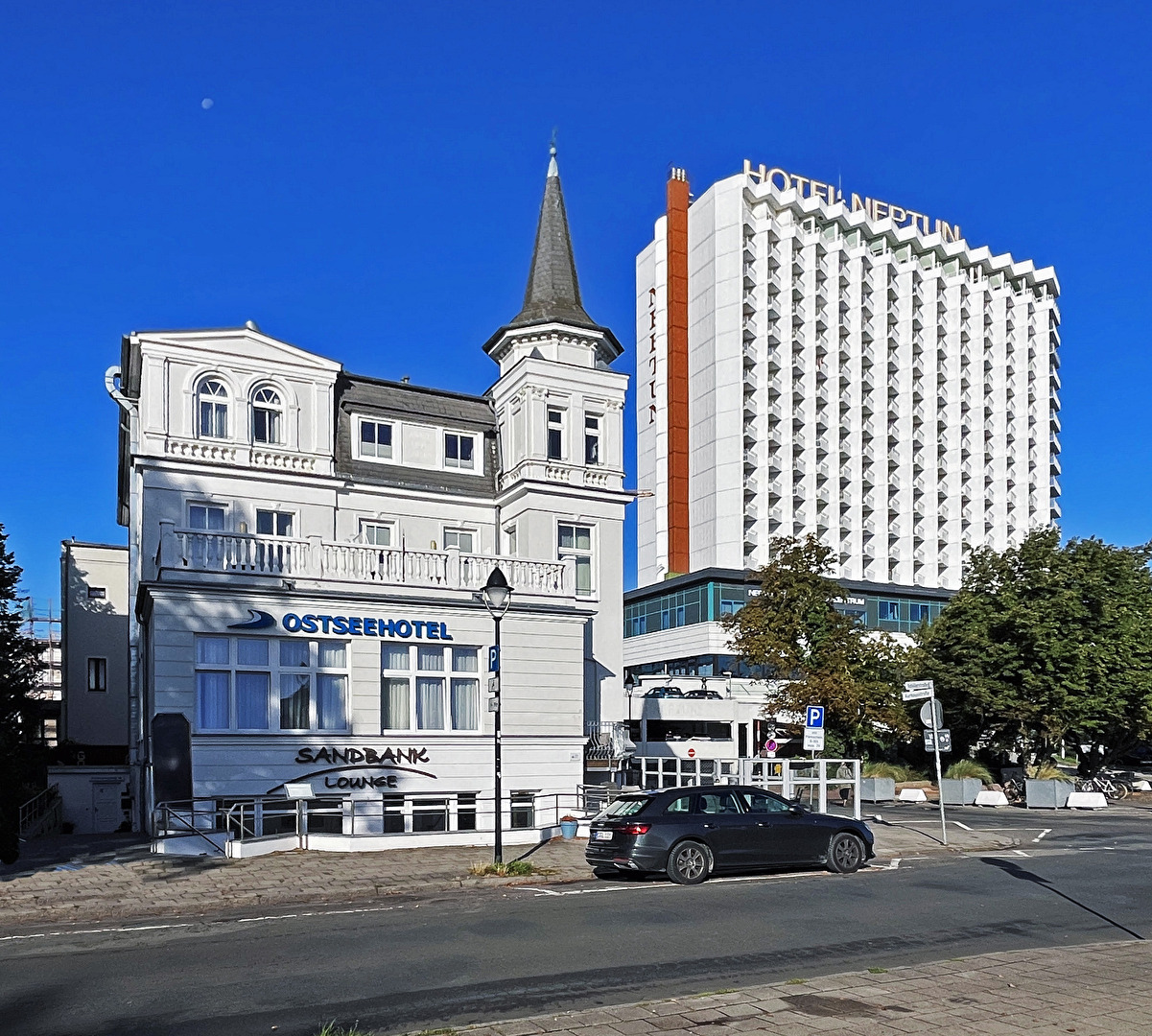 das kleine- und das große Hotel...