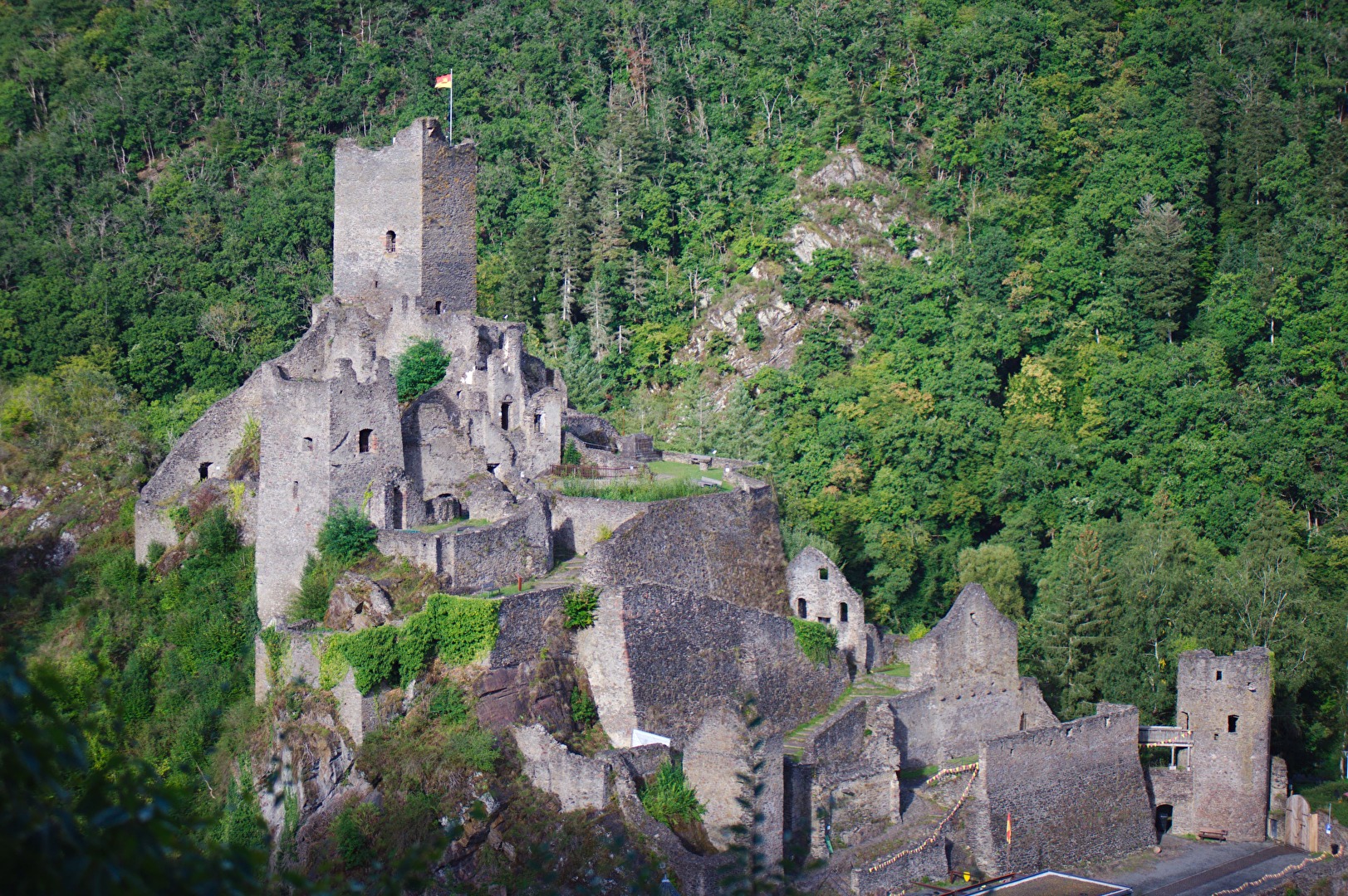 Niederburg Manderscheid