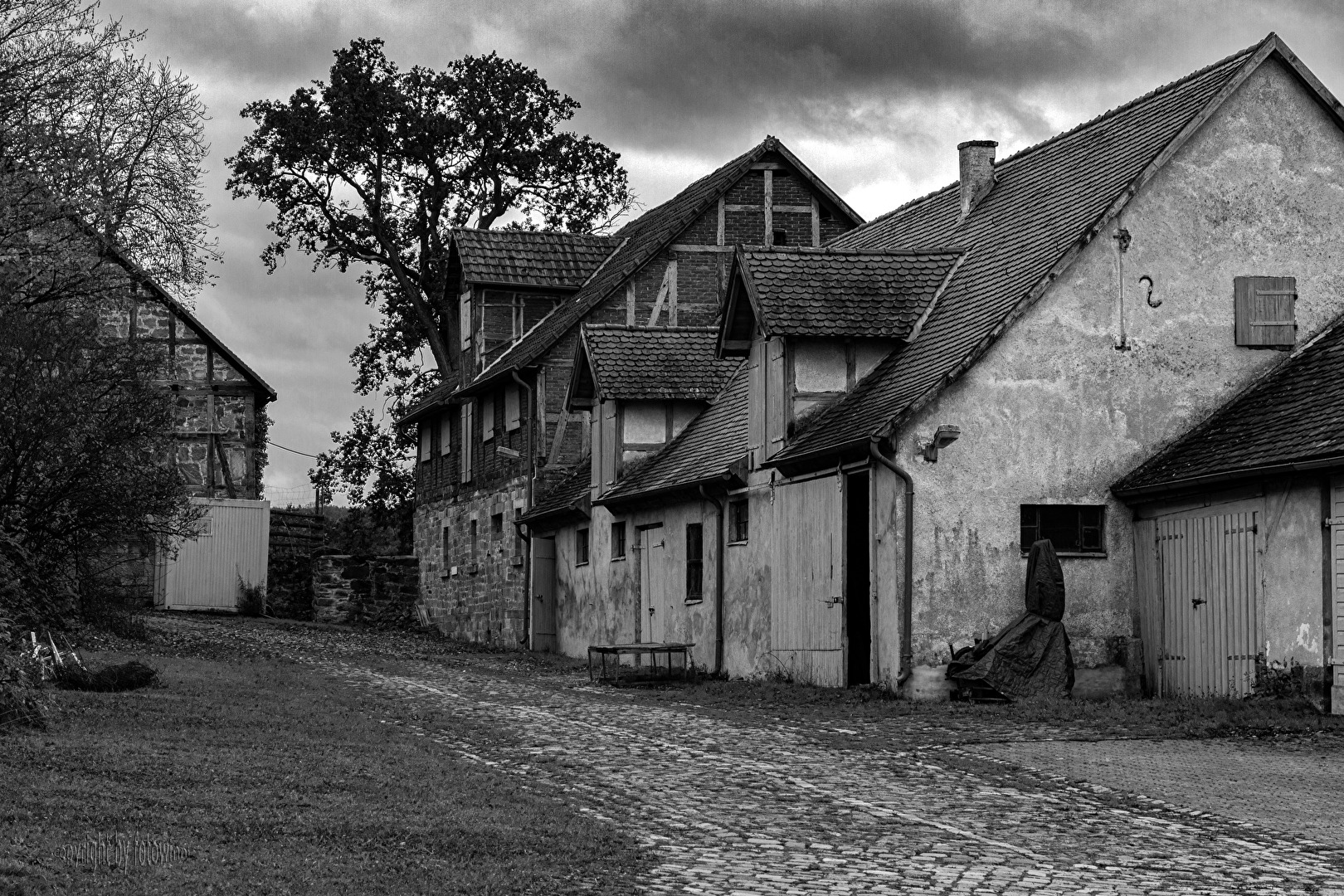 einsam und verlassen