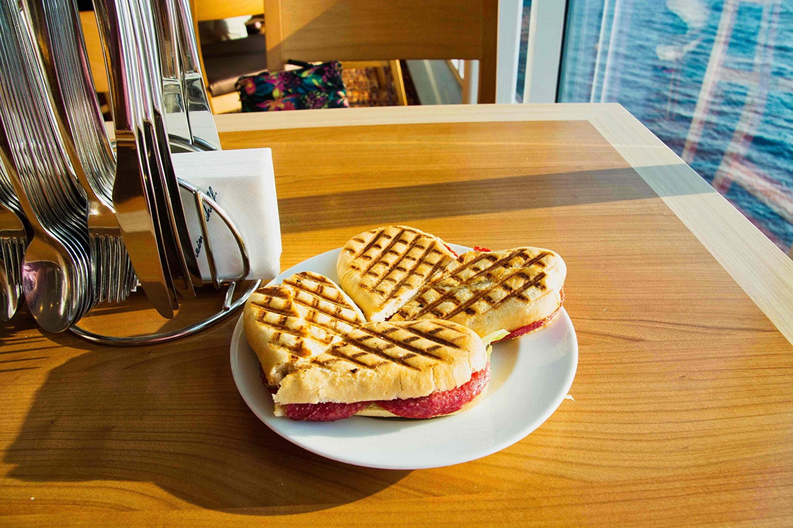 Frühstück auf der Aida, im Mittelmeer