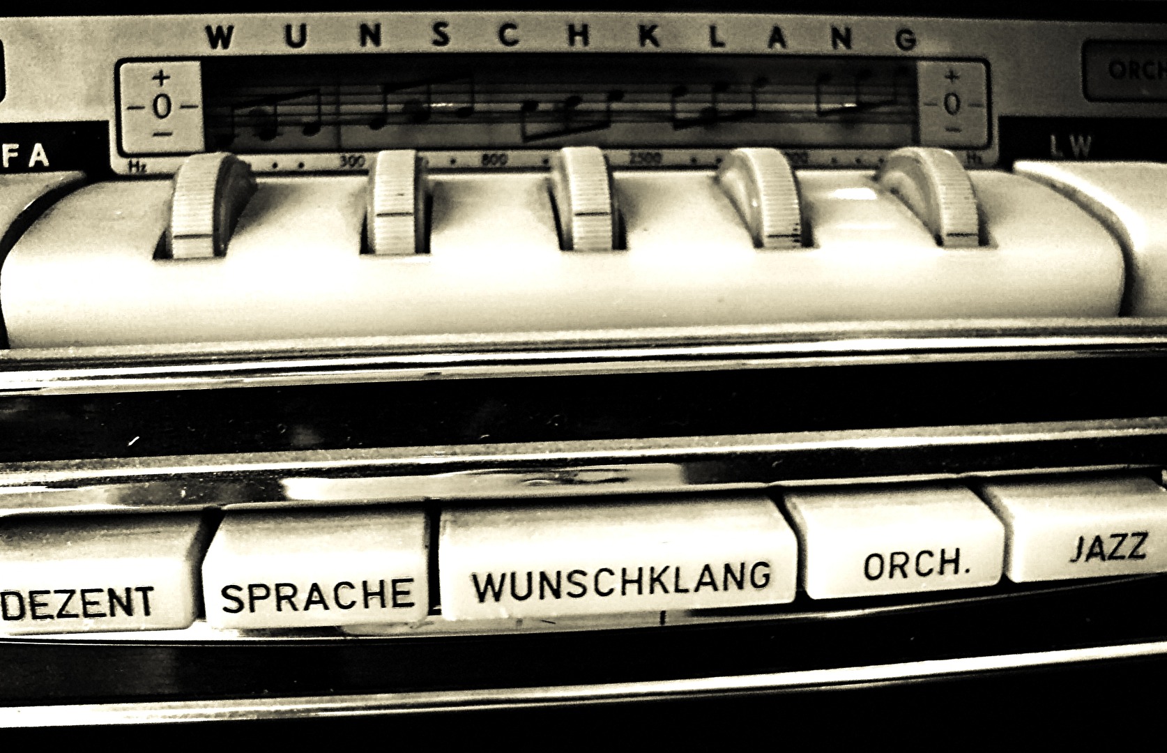 #Radio
