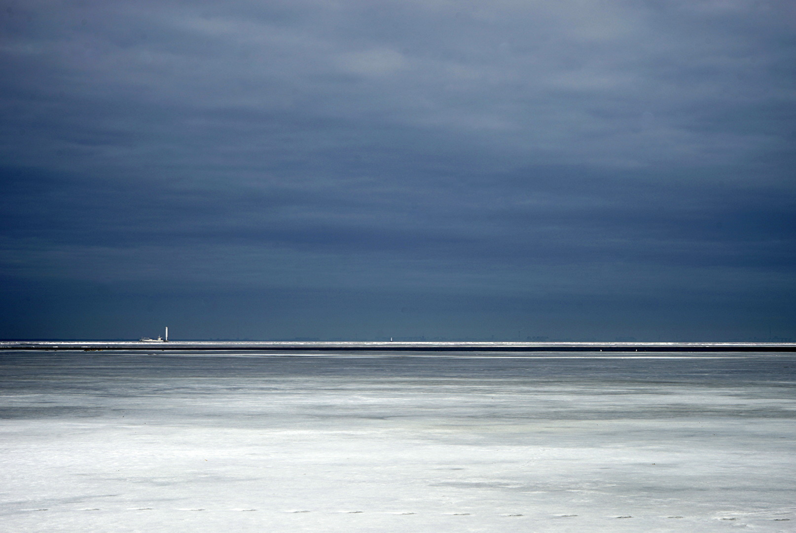 Ostsee bei St. Petersburg - März 2016