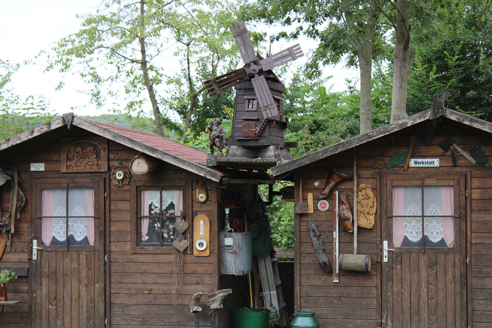 Die Windmühle auf dem Dach