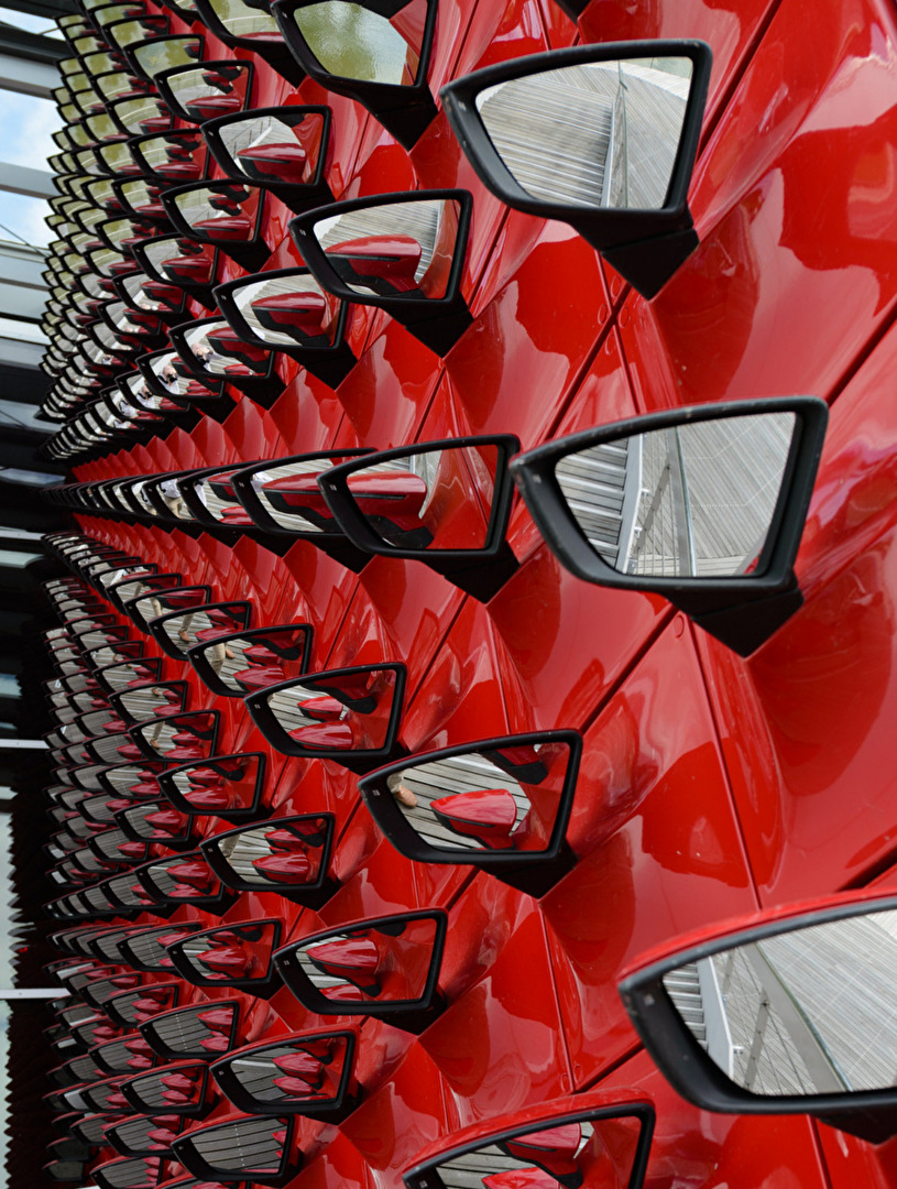 Spieglein, Spieglein an der Wand