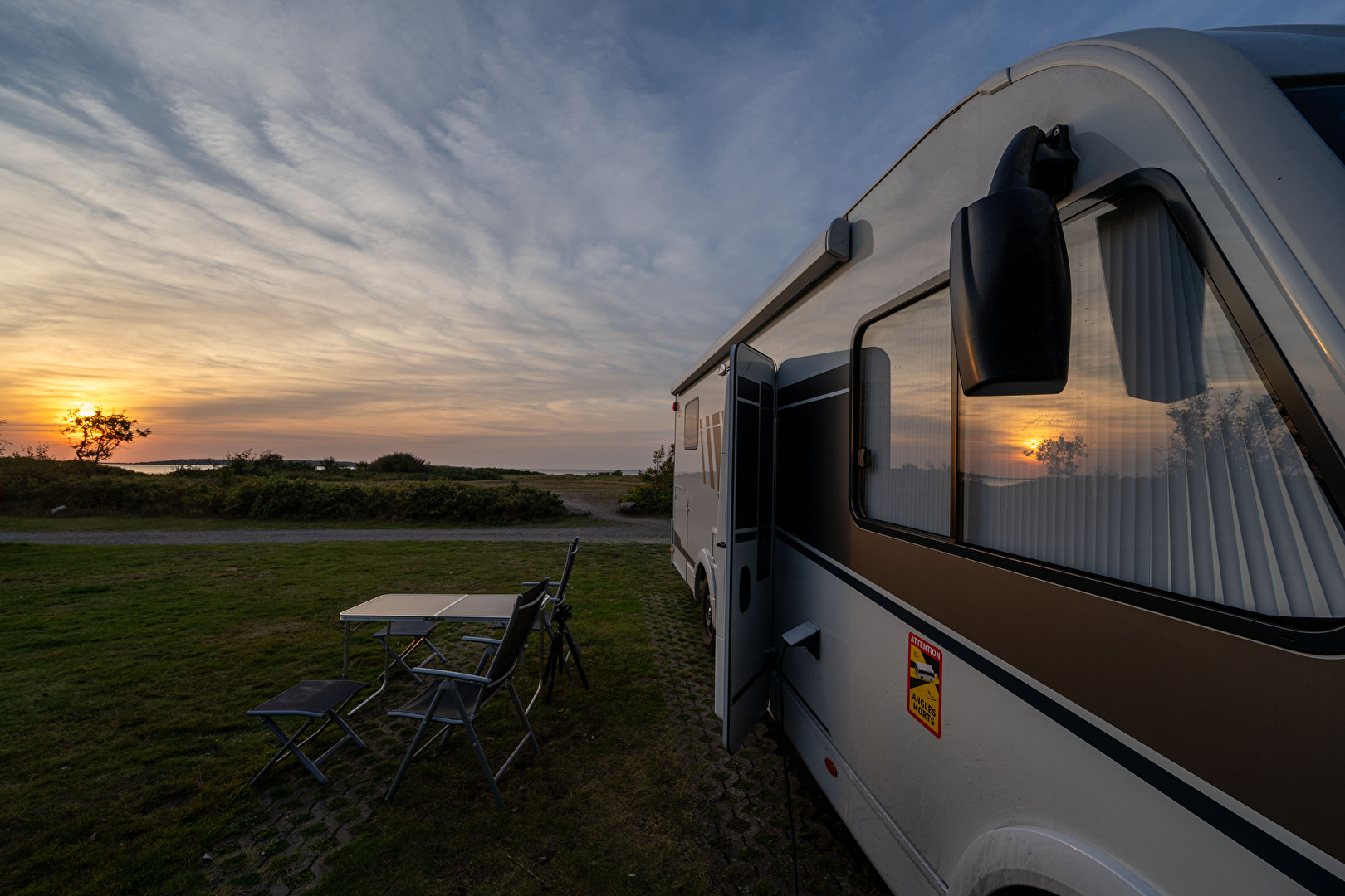 Sonnenuntergang mit Spieglung