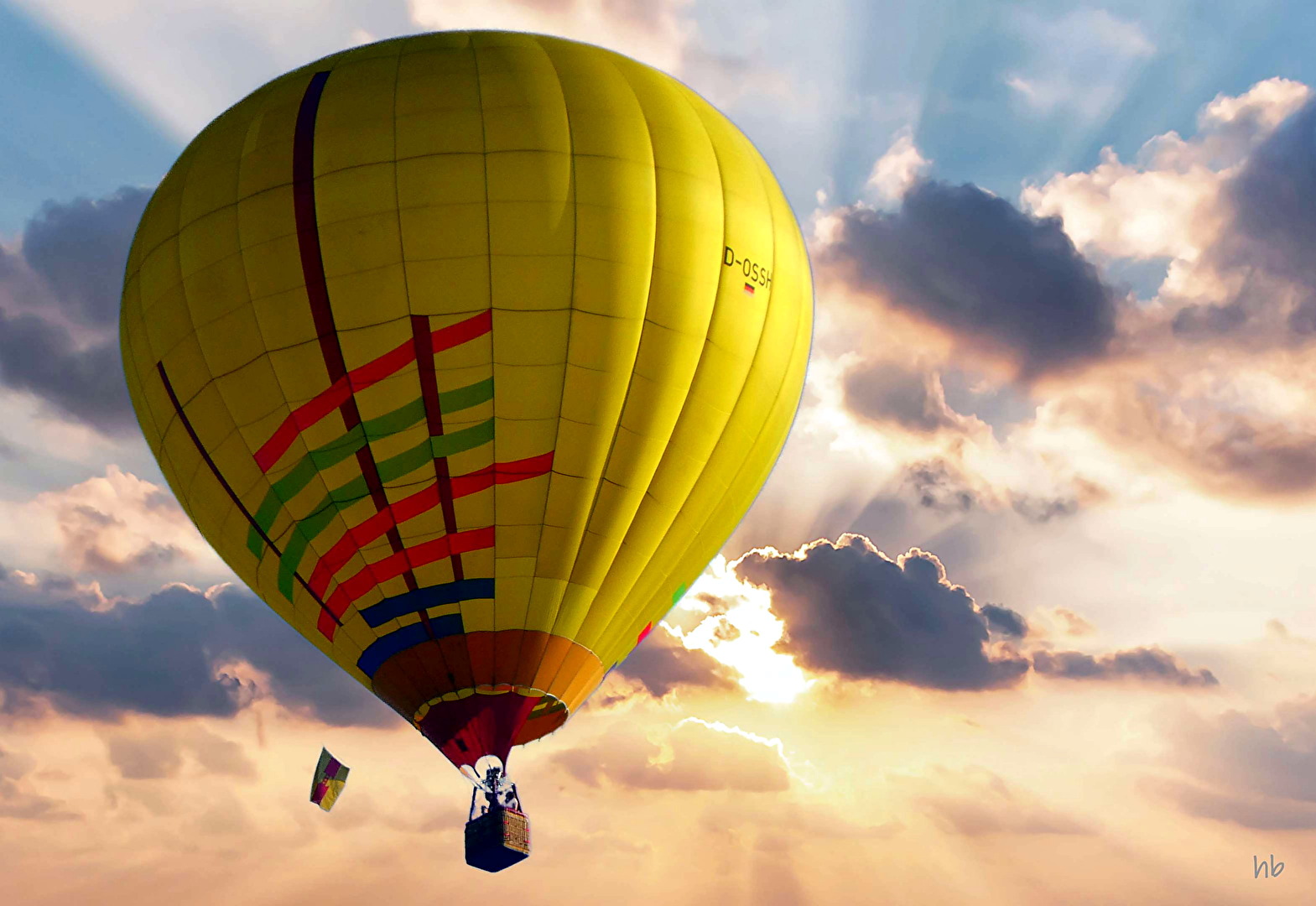 Ballonfahrt in den Sonnenuntergang