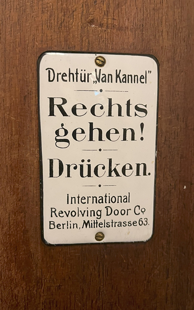 Drehtür...