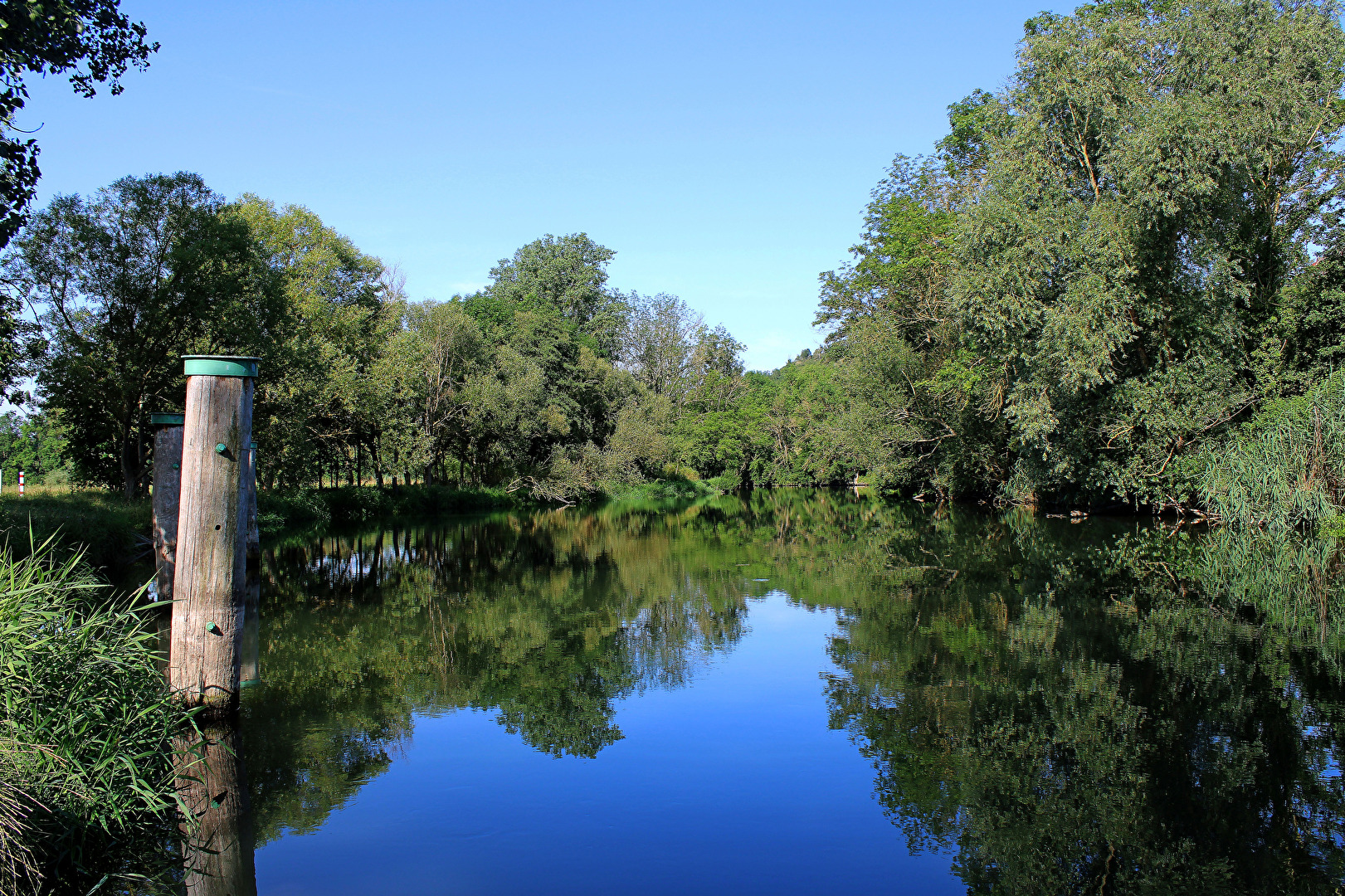 Die Unstrut, Fluss aufwärts Richtung Balgstädt