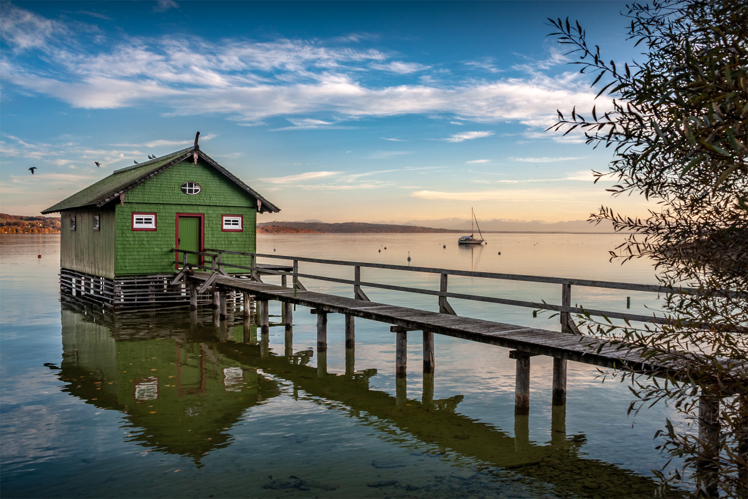 Ein Bootshaus am Ammersee