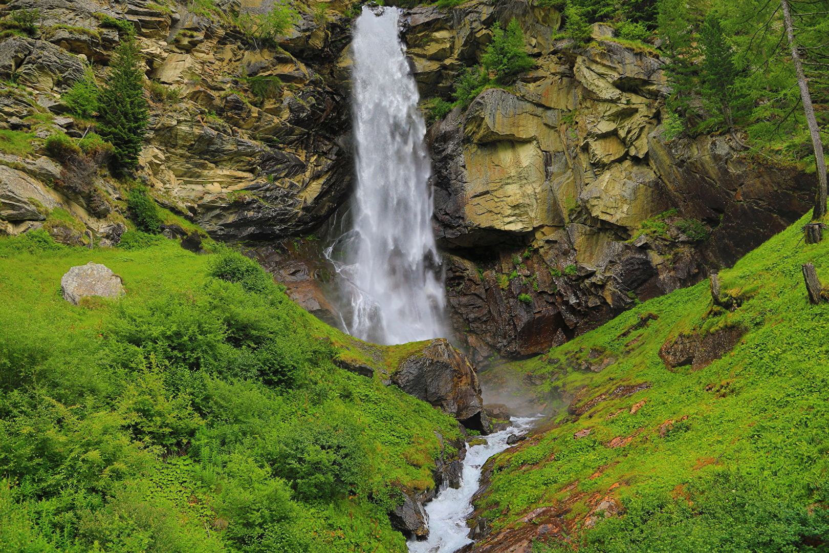 Wasserfall im Saasertal