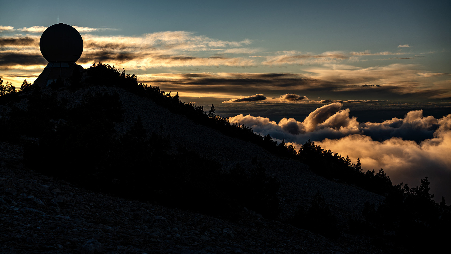 Sonnenuntergang am Mont Ventoux
