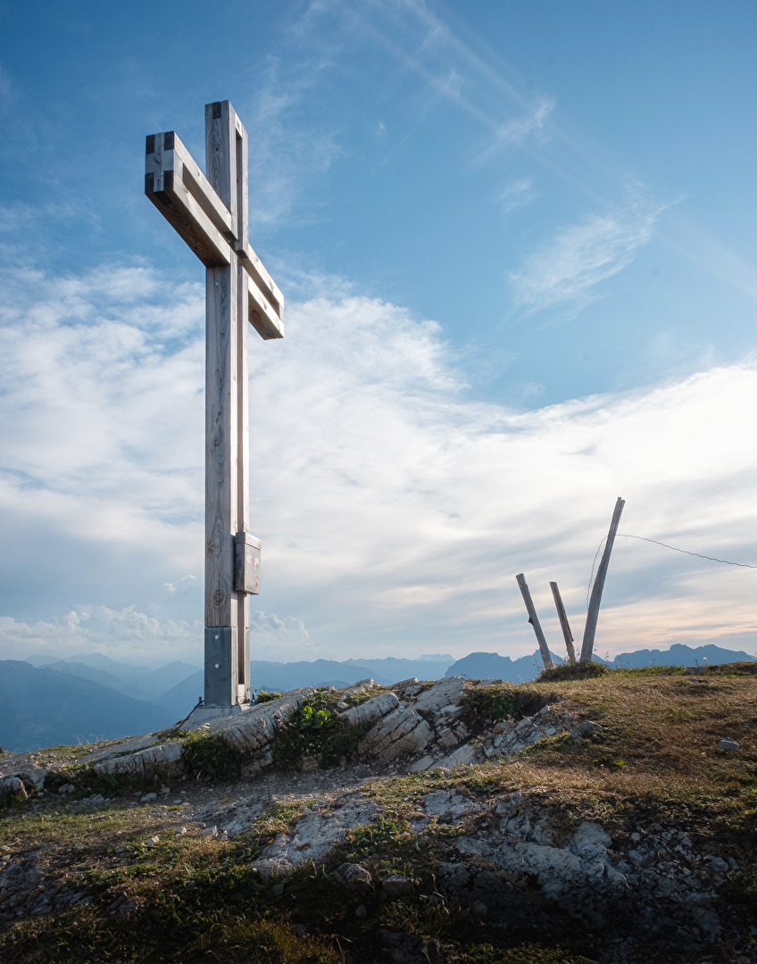 Kreuz und 3x