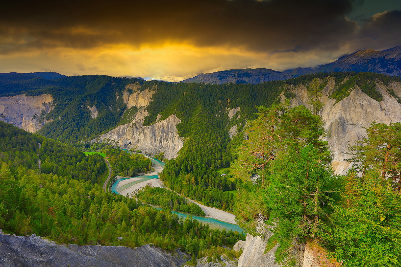 Die Rheinschlucht bei Versam