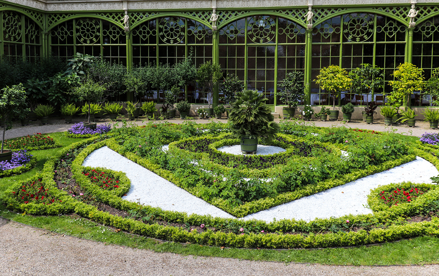 Teilansicht Burggarten Schloss Schwerin